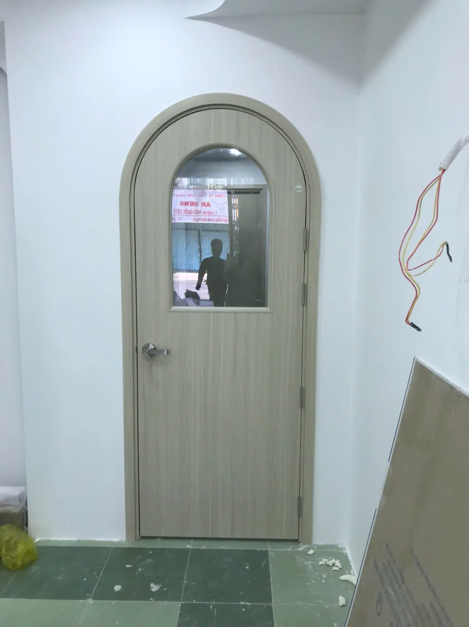 Giá cửa vòm Composite tại Bình Phước