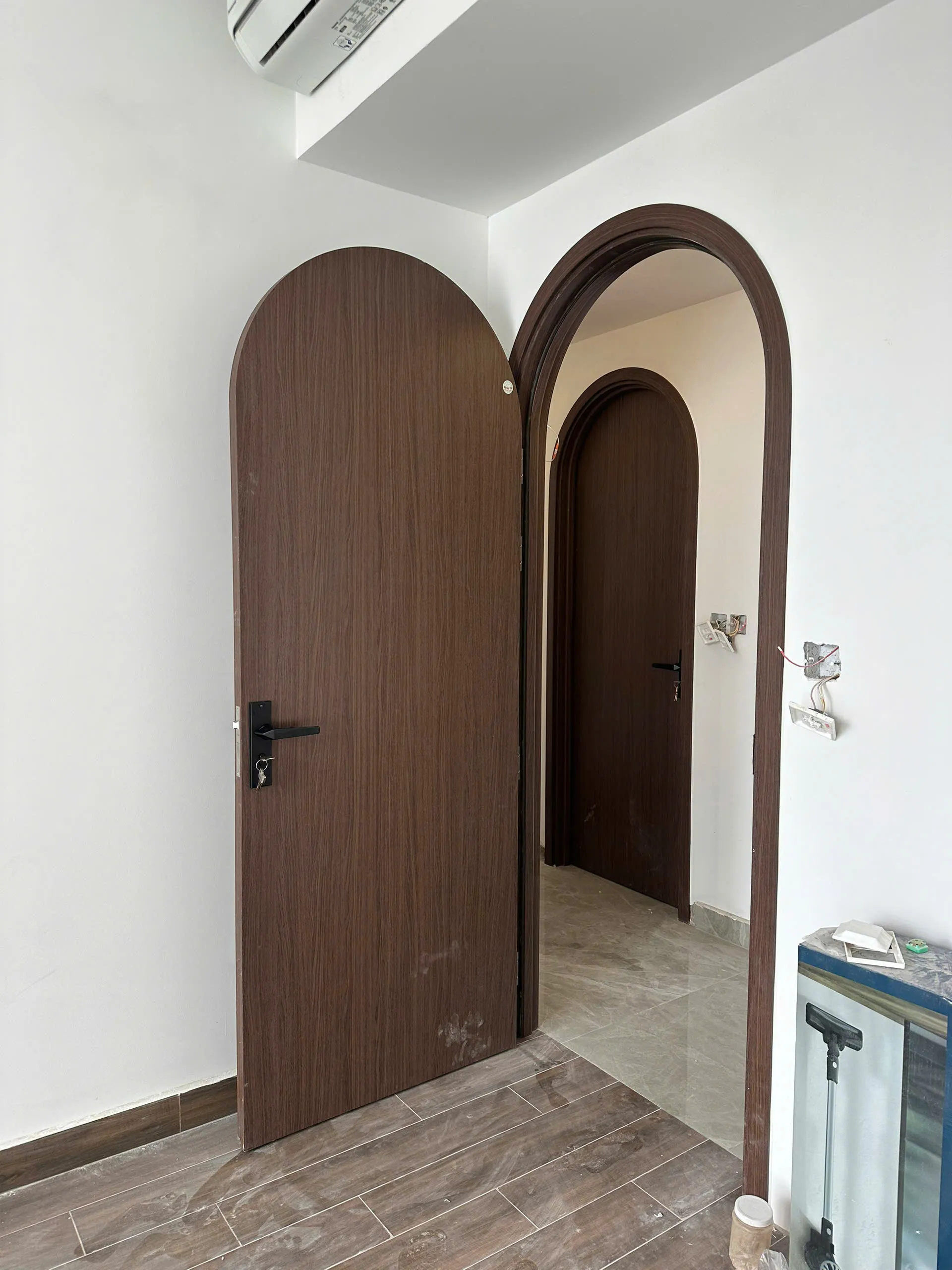 Giá cửa vòm Composite tại Bình Phước