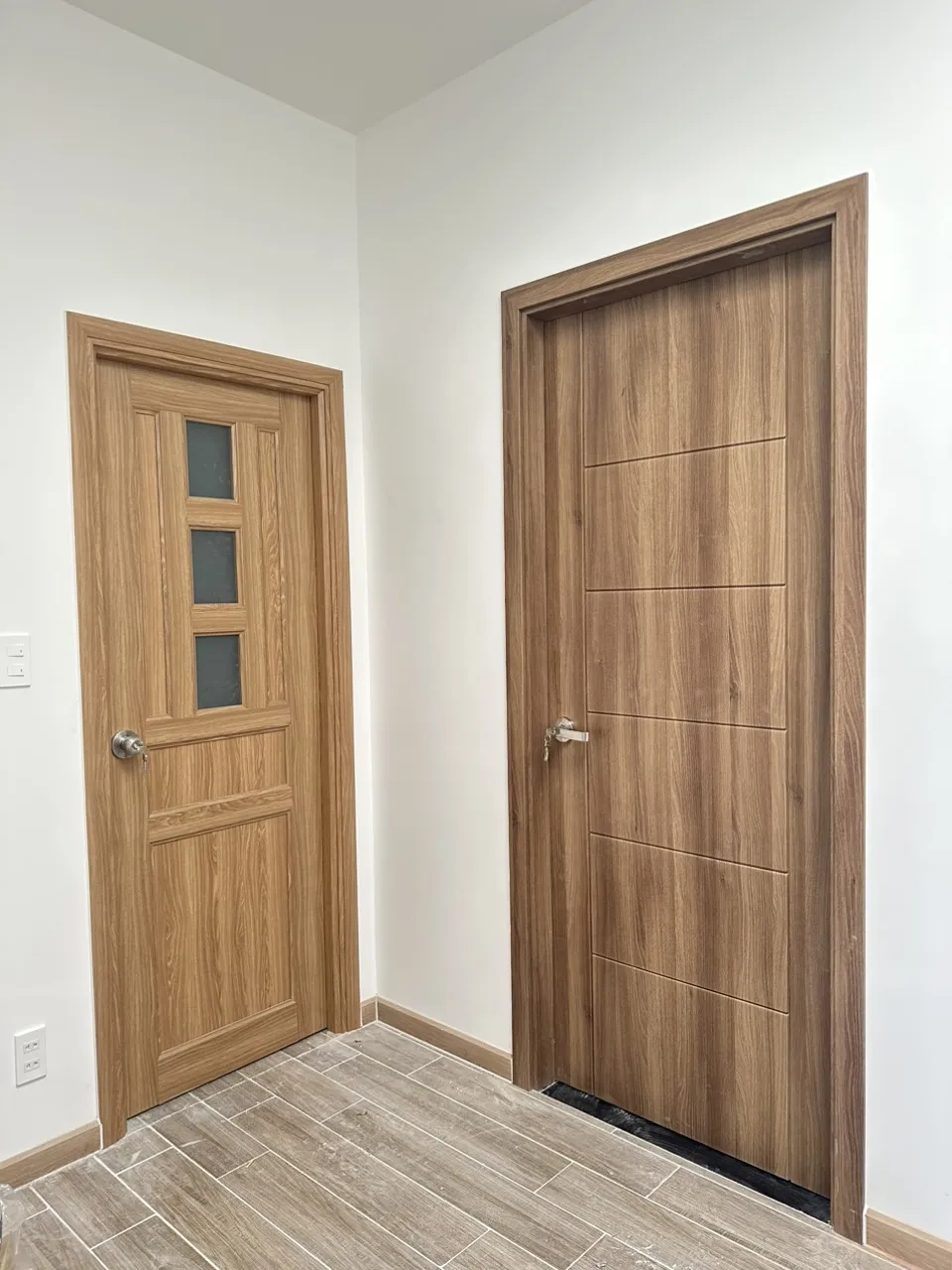 Giá cửa vệ sinh tại Hóc Môn