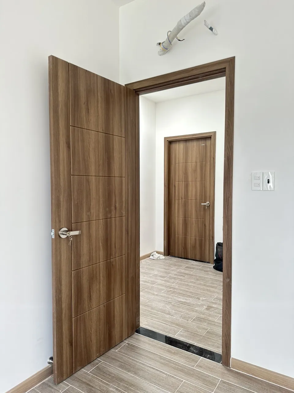 Cửa nhựa ABS tại Phú Quốc