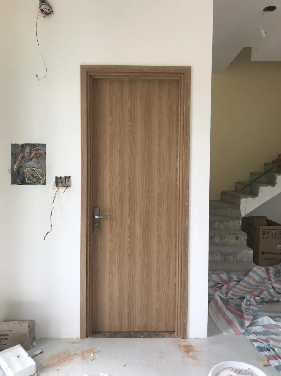 Giá cửa nhựa Composite tại Ninh Thuận