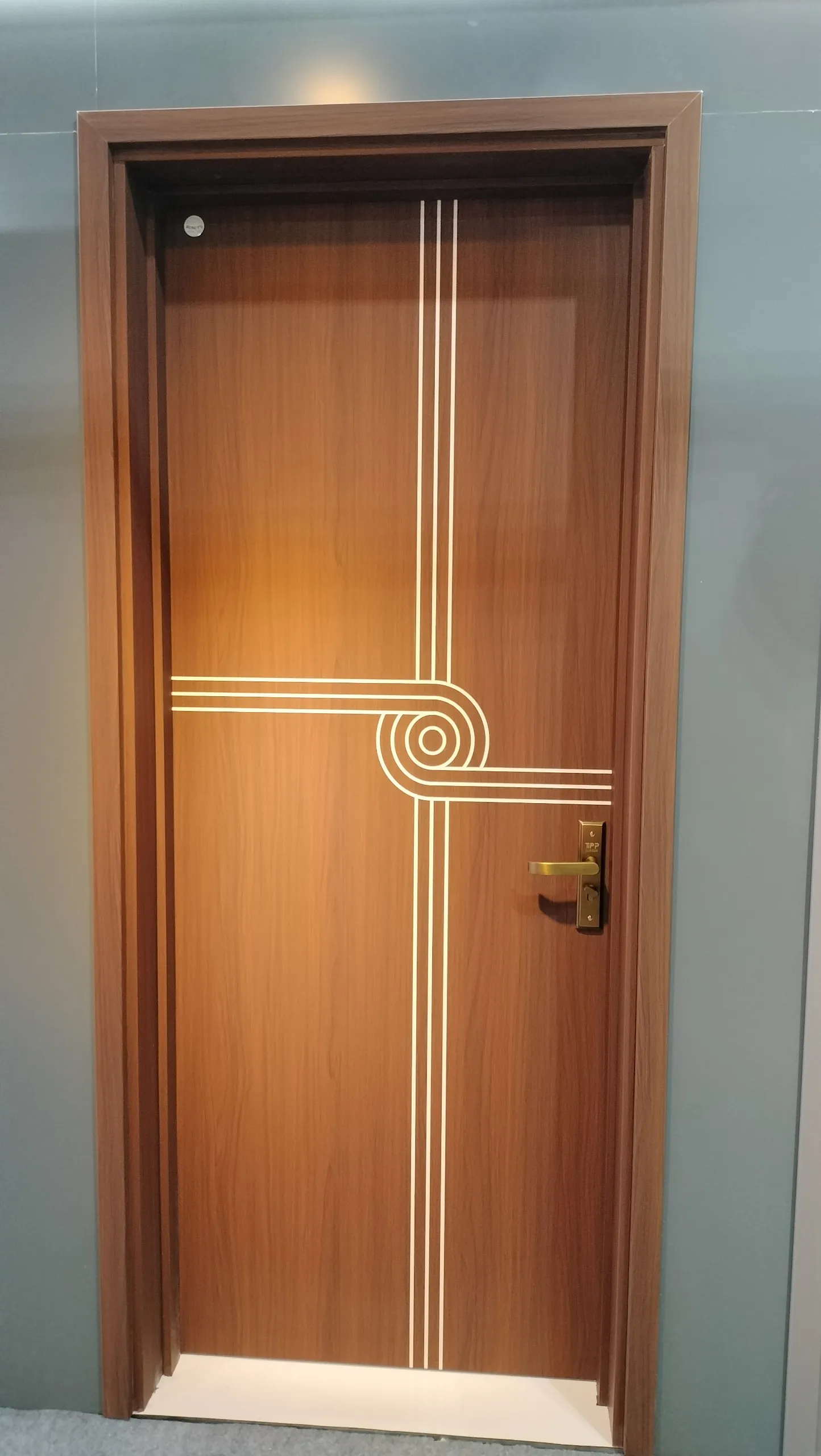 Giá cửa Composite tại Bình Tân