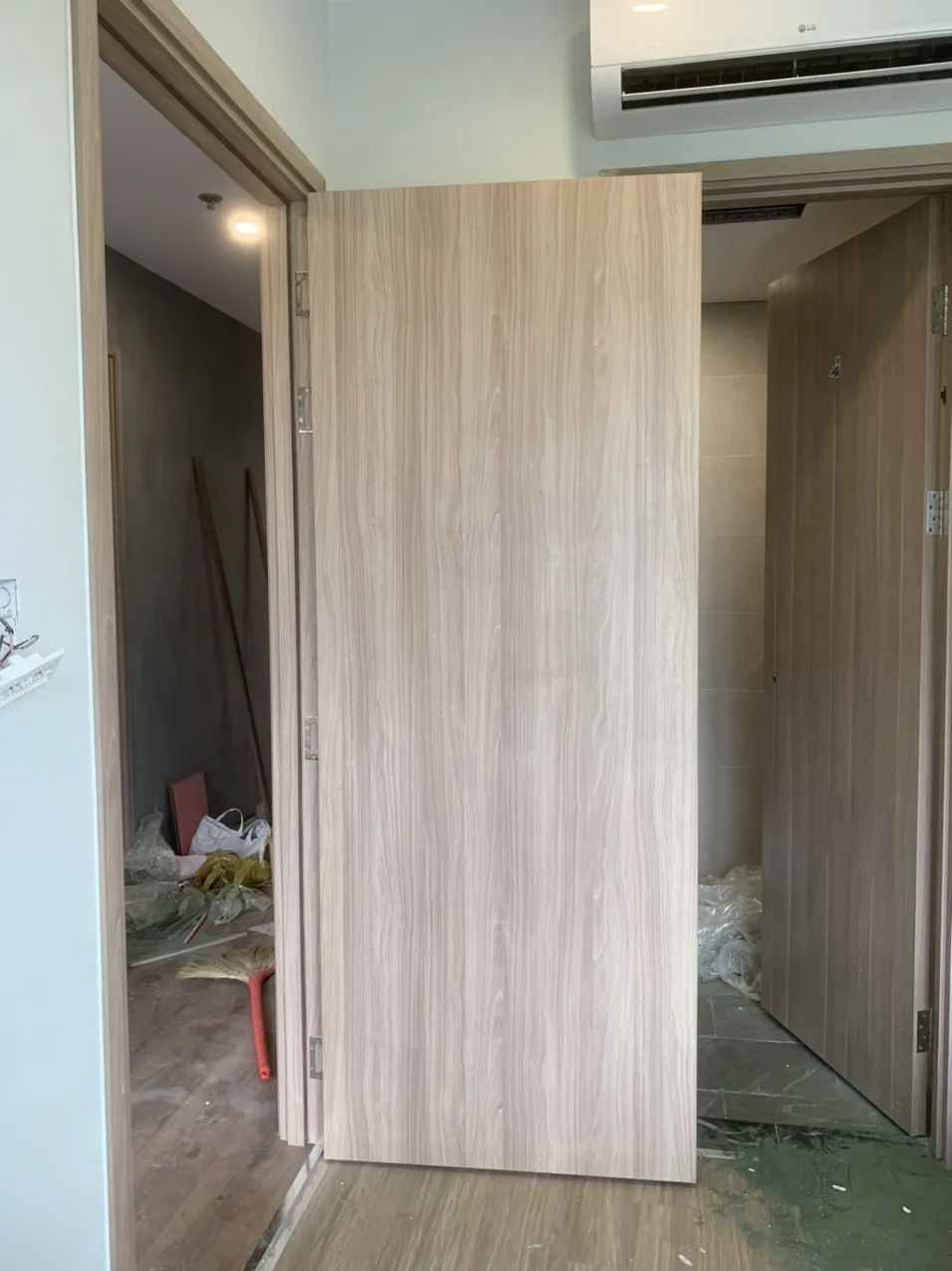 Giá cửa gỗ MDF tại Hóc Môn