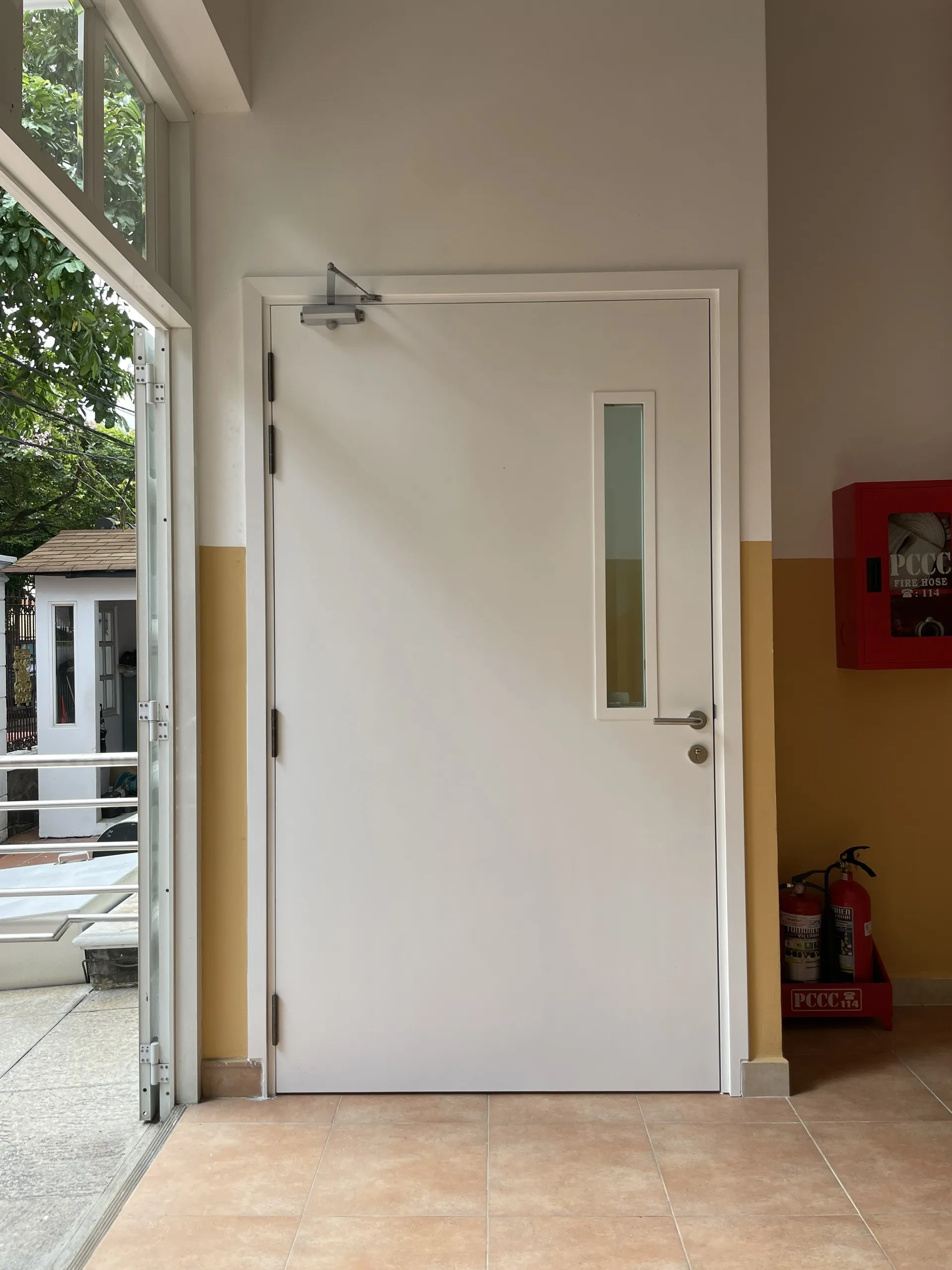 Giá cửa thép chống cháy tại Bình Tân
