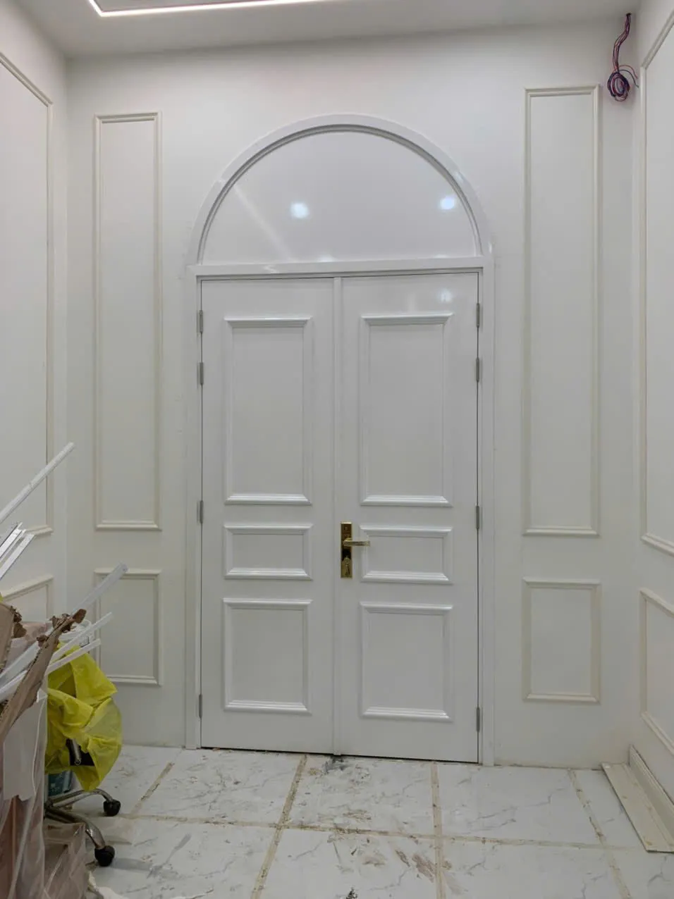 Giá cửa vòm Composite tại Gò Vấp