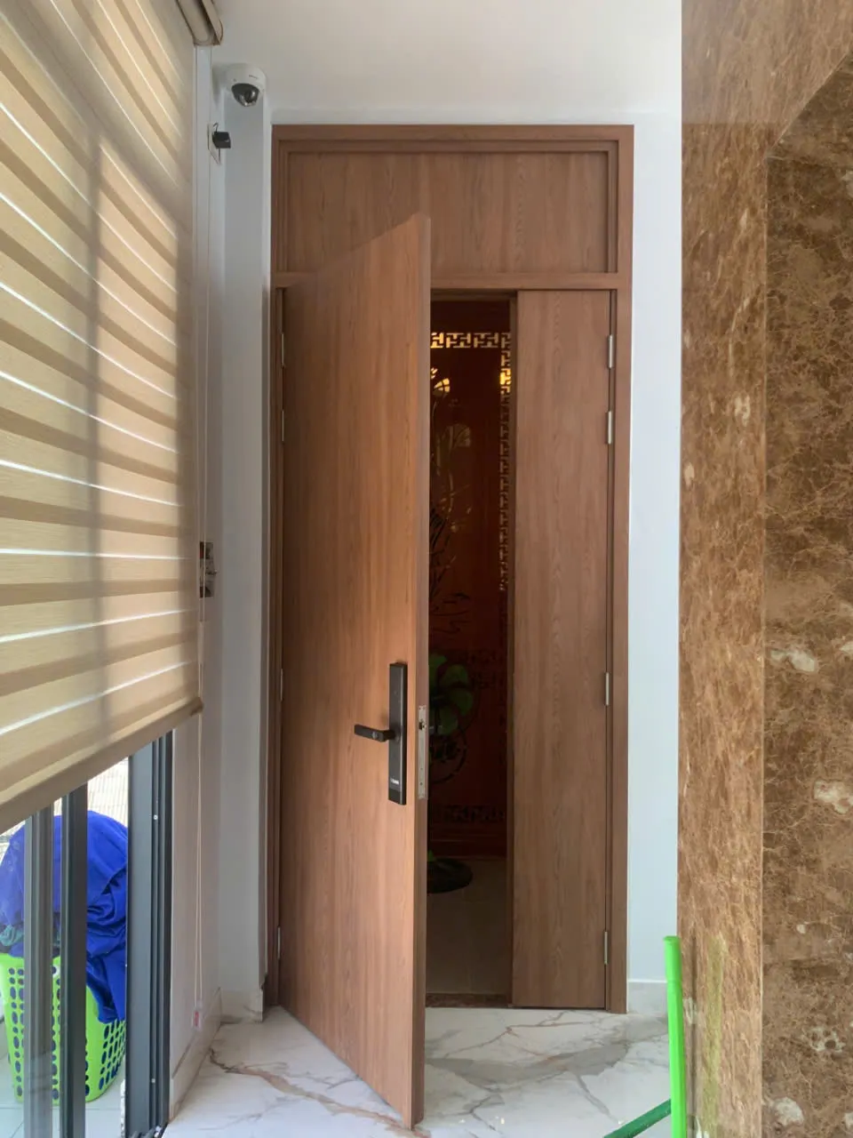 Giá cửa Composite tại Quận 9