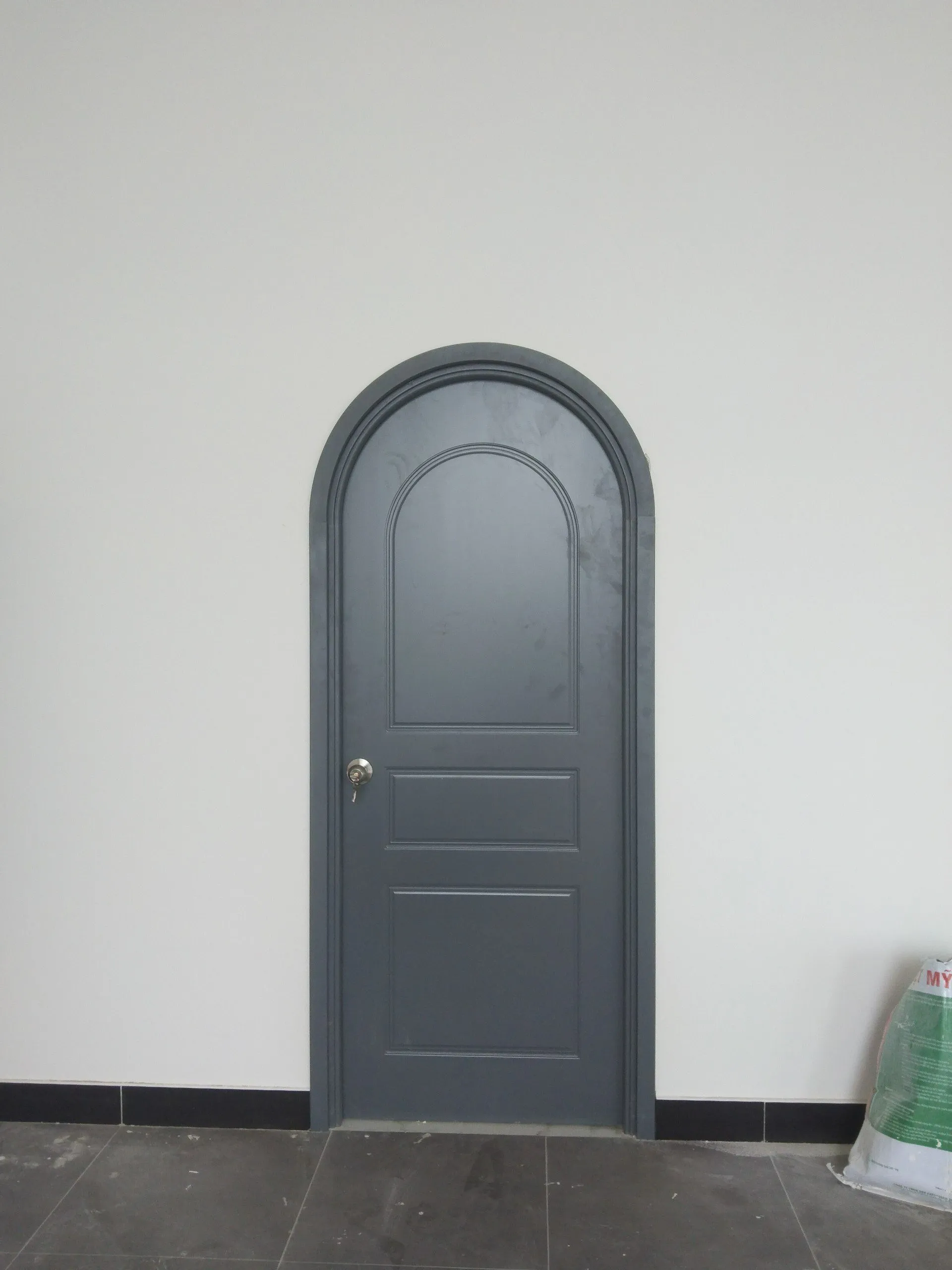 Giá cửa vòm Composite tại Nhà Bè