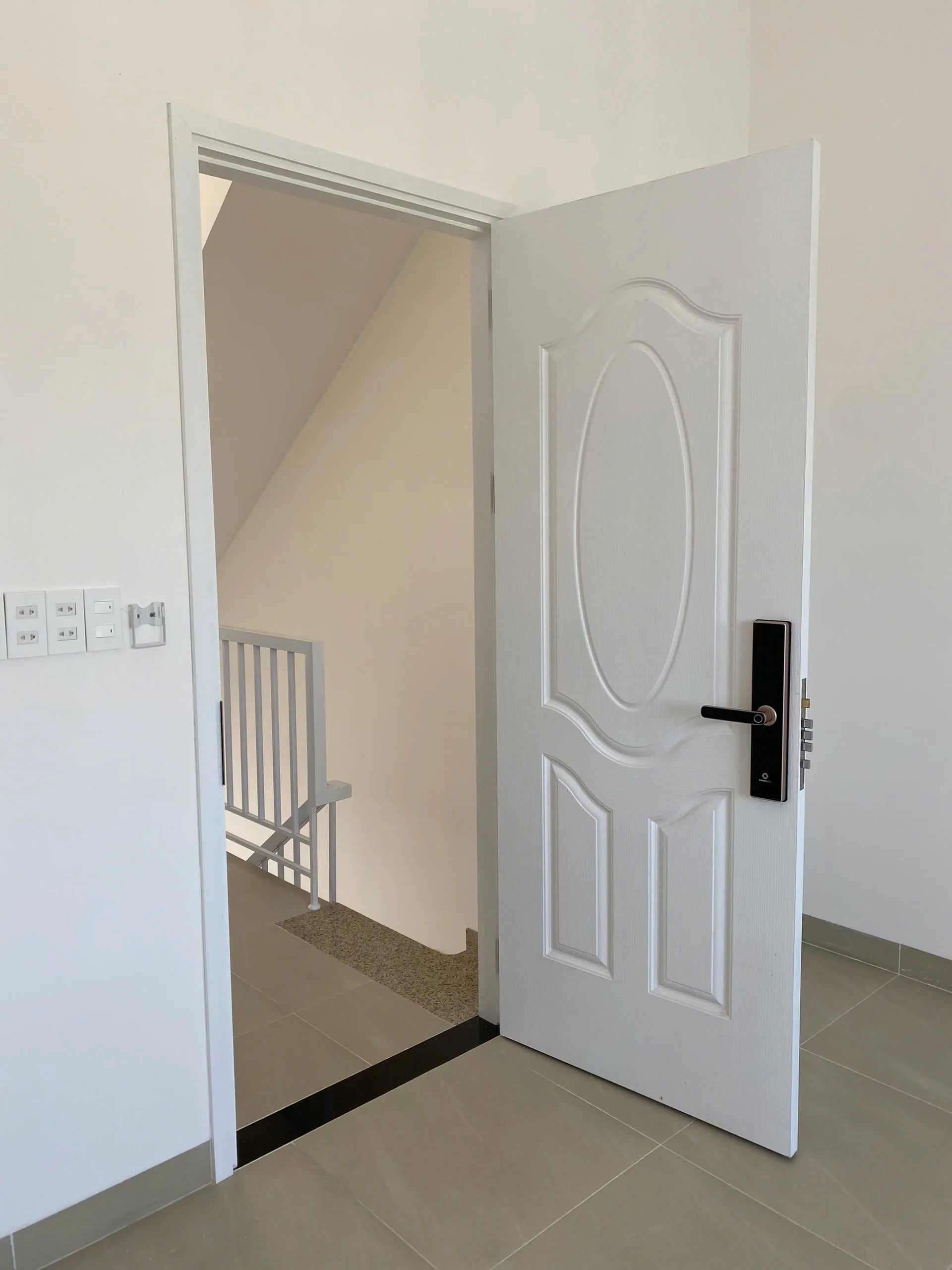 Giá cửa gỗ HDF tại Nhà Bè