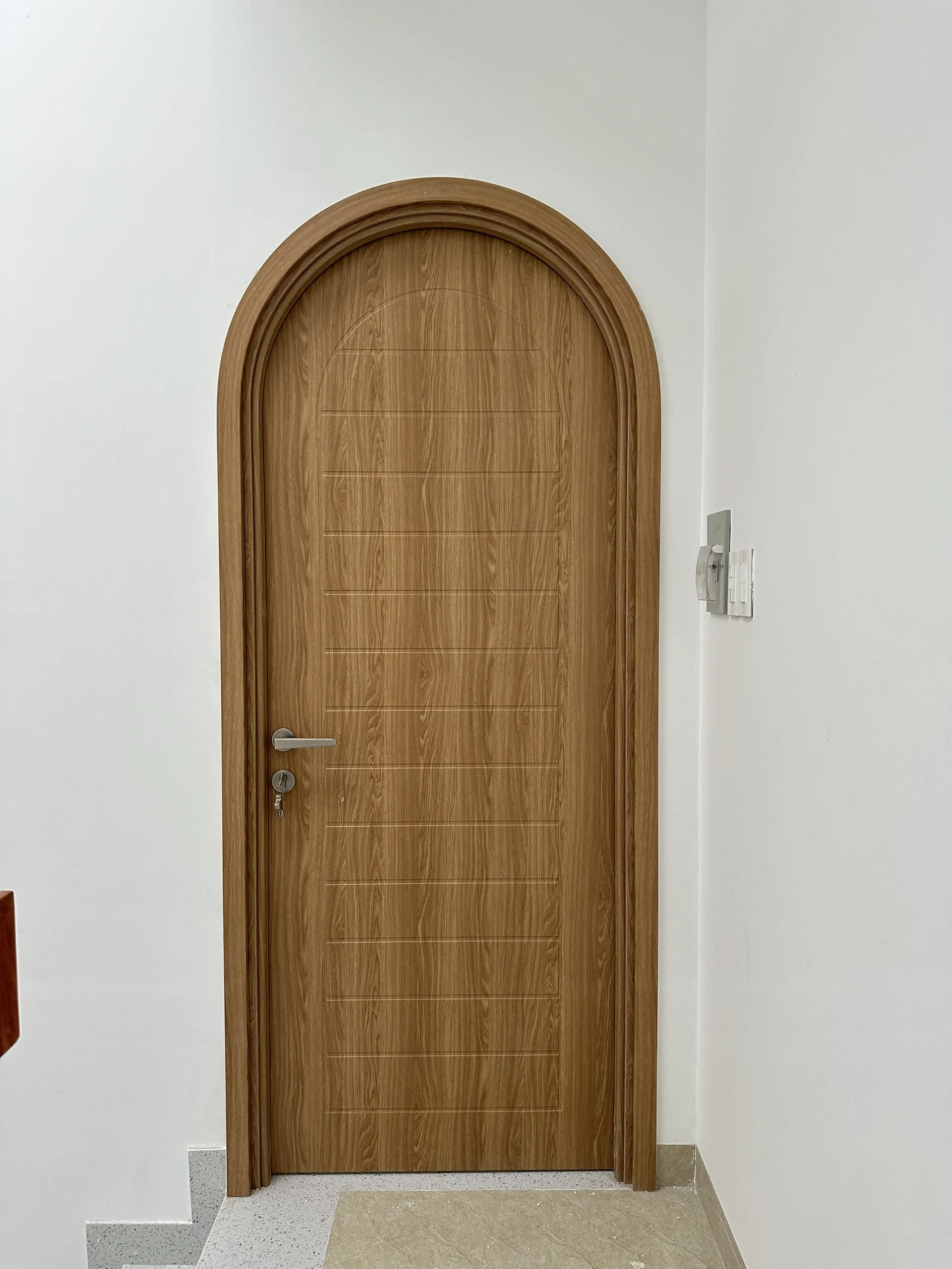 Giá cửa vòm Composite tại Gia Lai